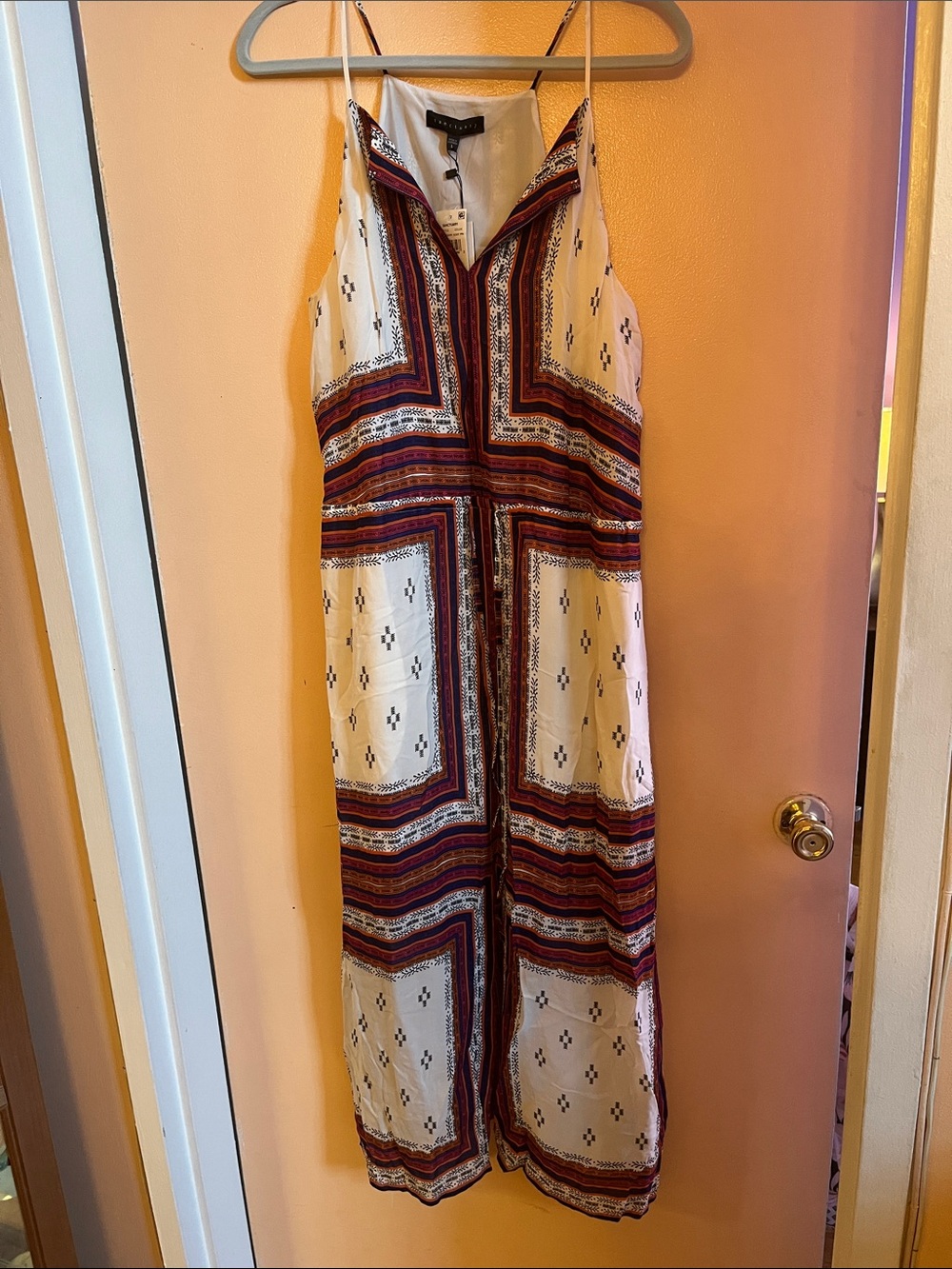 Relaxed Spaghetti-Strap Maxi Dress in Ivory and Burgundy